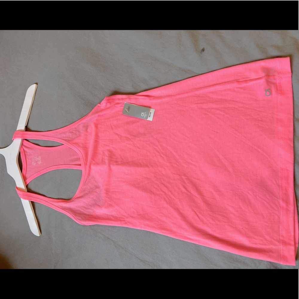 Gap Fit neon pink cool dry tank top (XS)